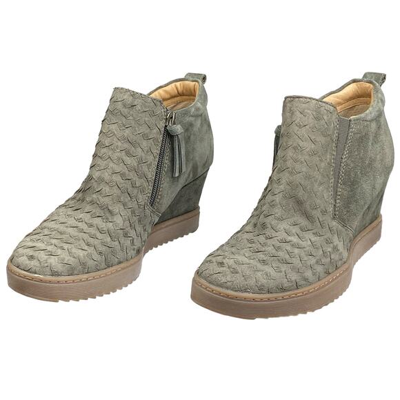 Sofft Women's Slayton Green Suede wedge Ankle Boot Size US 9.5 - Picture 6 of 10